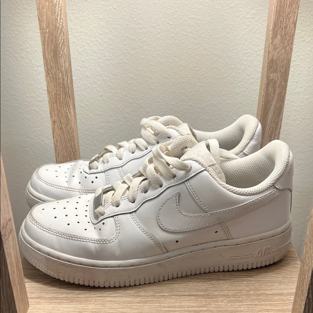 Nike White Women's Sneakers-air force 1